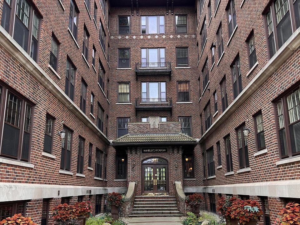 1st image of 471 W South St APT 402