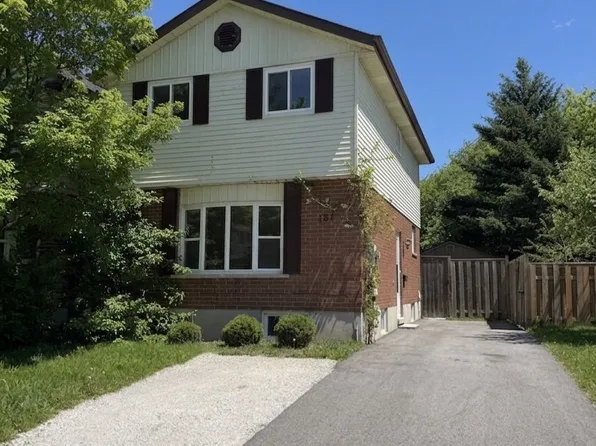 184 Ironwood Rd, Guelph, ON N1G 3R4