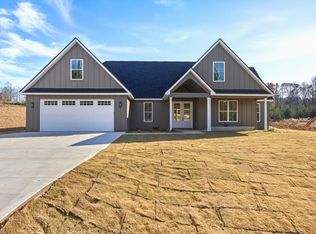 198 Valley Rd, Travelers Rest, SC 29690