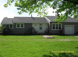 33169 Tower Rd, Arkansas City, KS 67005