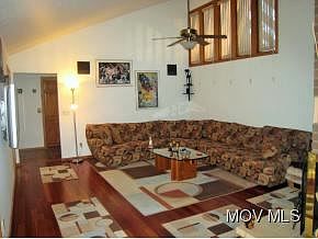 2nd image of 17 Brentwood Dr