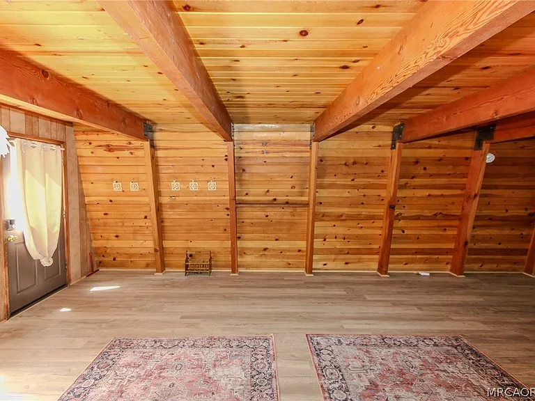 409 W Sherwood Blvd — Photo 7