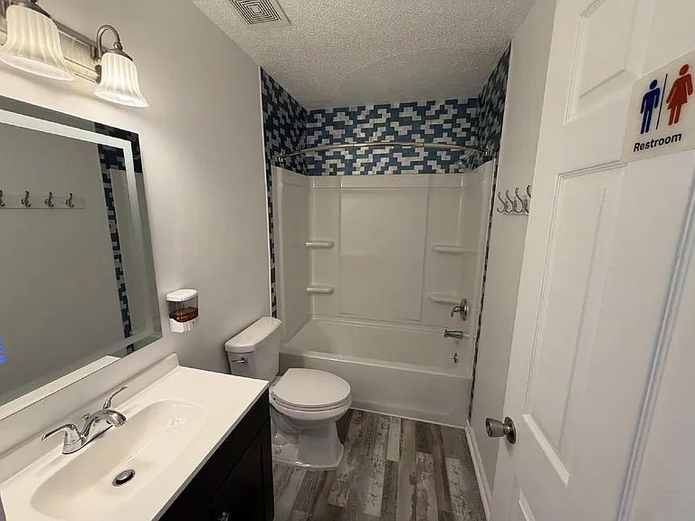 232 Magnolia Plantation Ct — Photo 7