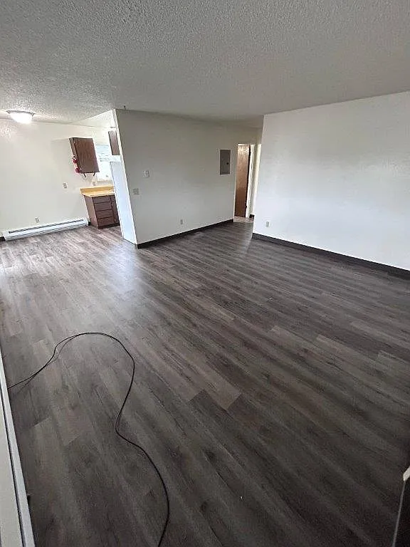 2 bed, $1,250 — Photo 3