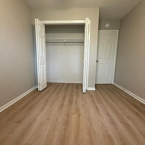 12310 Willow Wild Dr #B — Photo 20