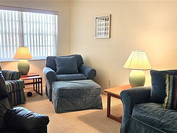 4th image of 83 Crooked Tree Ln APT 205