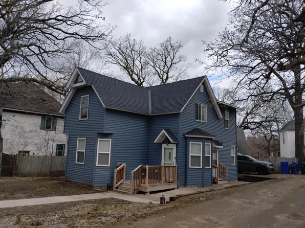 1933 Saint Anthony Ave, Saint Paul, MN 55104