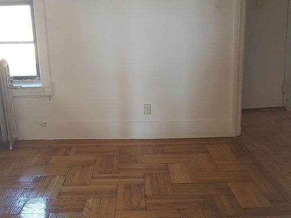 2nd image of 262 E 28th St #2B