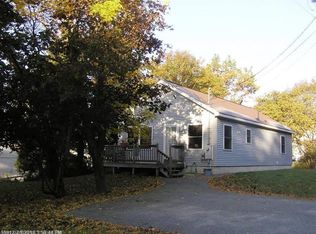 72 Spring St, Ellsworth, ME 04605