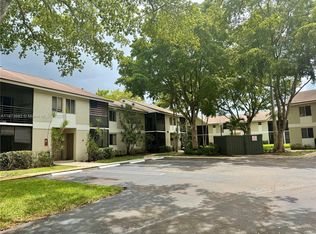 702 Gardens Dr APT 105, Pompano Beach, FL 33069