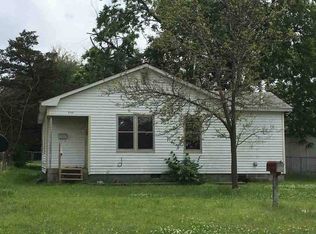 910 W Washington St, Tecumseh, OK 74873