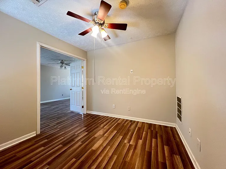 231 Oak Grove Way — Photo 12