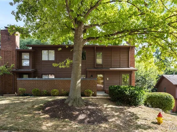 2000 Meadowtree Ln APT 5, Saint Louis, MO 63122