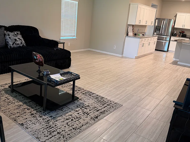 16413 Severn Ln — Photo 7