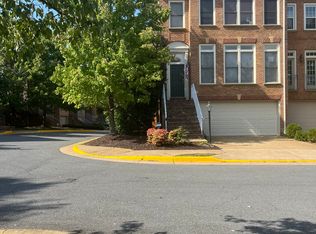 1811 Dawson St, Vienna, VA 22182