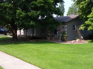 425 Westview Ave, Clinton, WI 53525