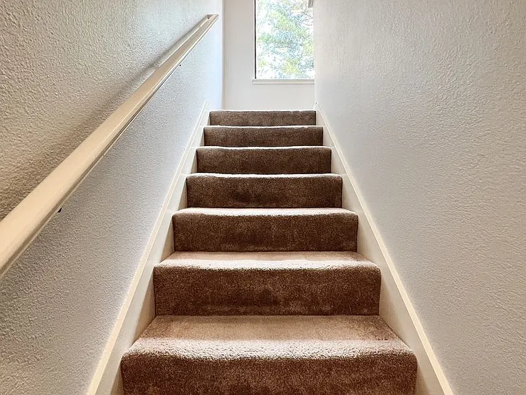 39 Fountain Grove Cir — Photo 22