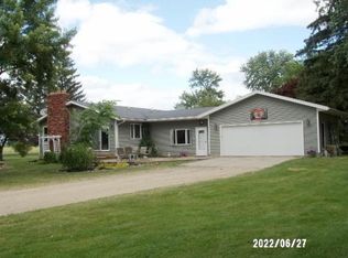 200 E Marlette Rd, Peck, MI 48466