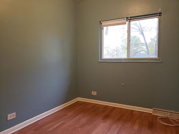 5th image of 1435 Hervey Ave APT A