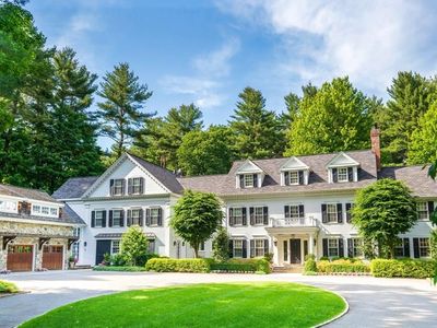 55 Chestnut St, Waltham, MA, 02493