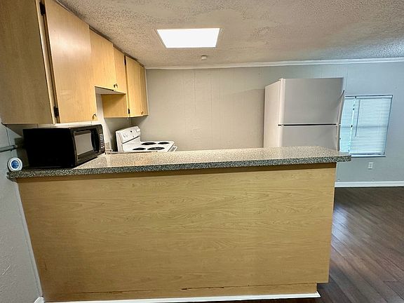 5th image of 508 S 8th St