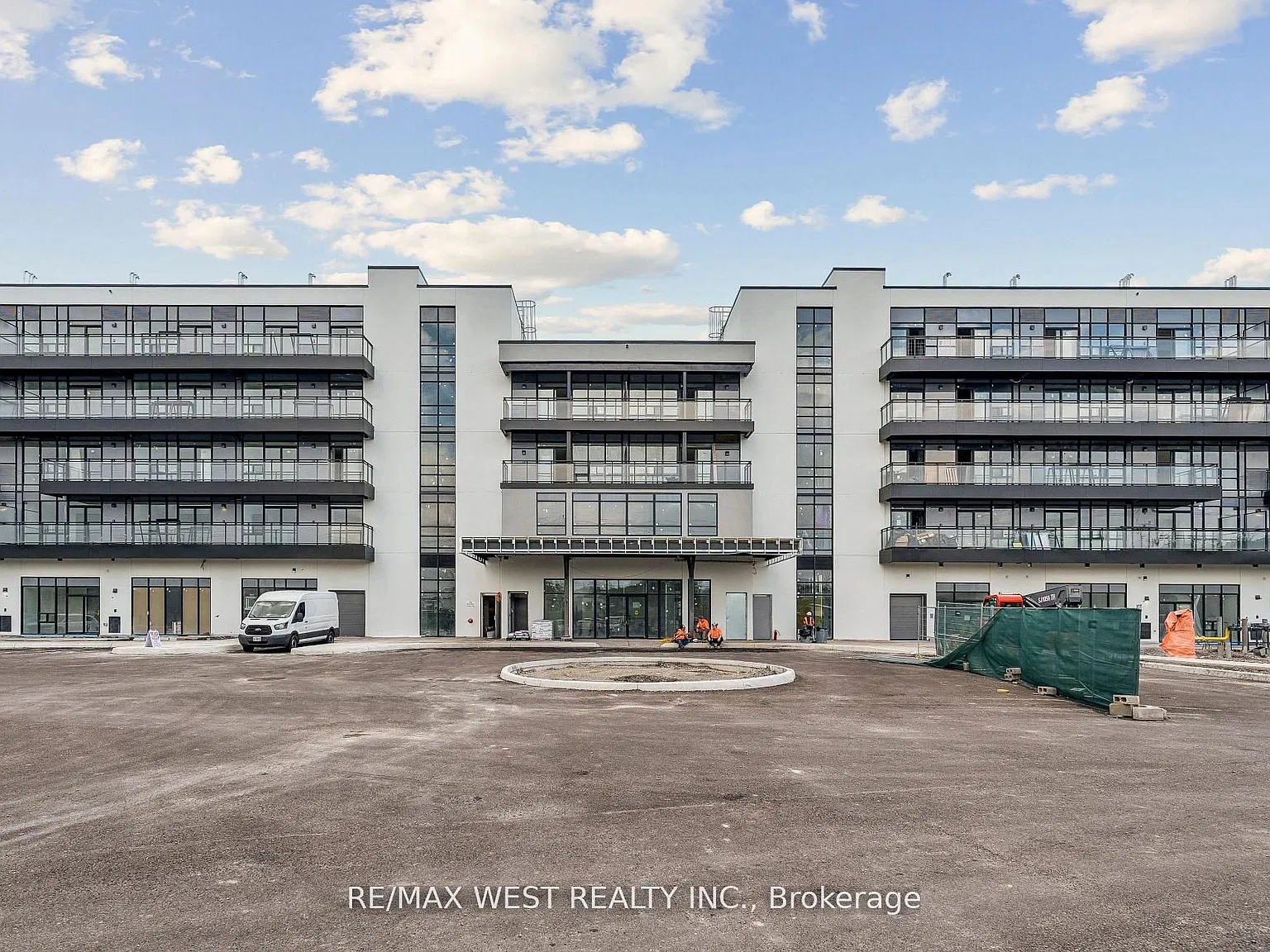 2 bed, $2,000 — Photo 2