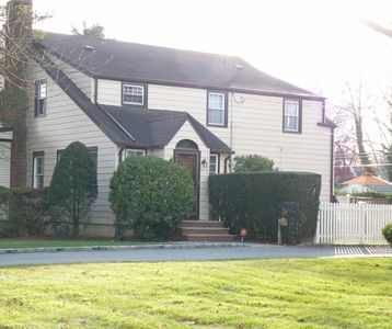 171 Dover Pkwy, Garden City, NY, 11530