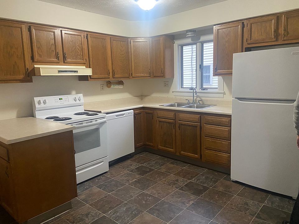 kitchen with all appliances room for small table and chairs