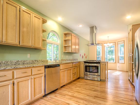 5th image of 25539 SE 41st Ct