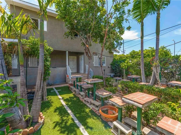 736 W 41st Pl, Los Angeles, CA 90037