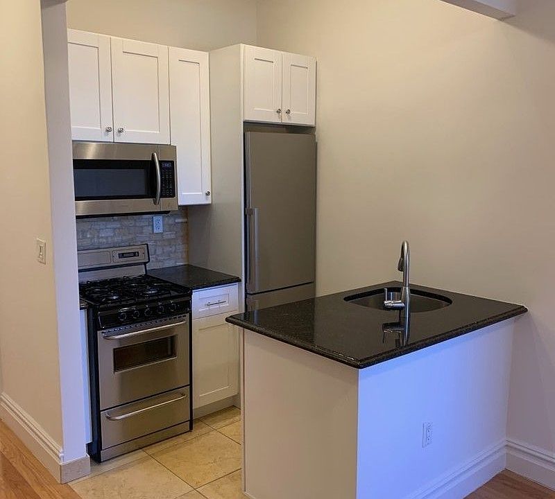 1st image of 423 E 83rd St APT 4C