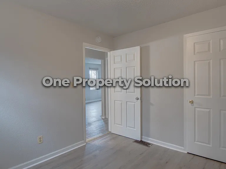 3942 Lincoln St — Photo 14