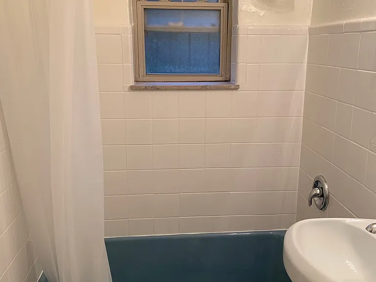 5506 Fifth Avenue — Photo 38