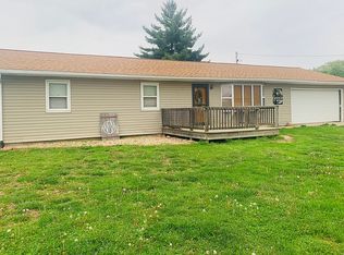 10591 E 1650th Ave, Hidalgo, IL 62432