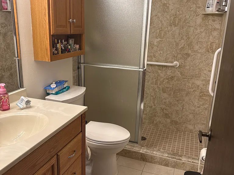 1521 Windsor Way #3 — Photo 5