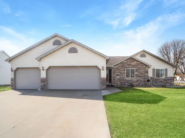 2011 Mayflower St, Kaukauna, WI 54130