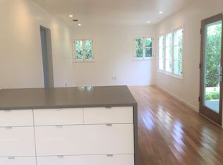 2001 Walgrove Ave, Los Angeles, CA 90066