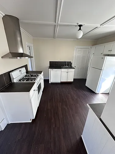 130 Pleasant Ave #2 Photo 1