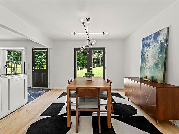 5th image of 1189 Forest Brook Ct