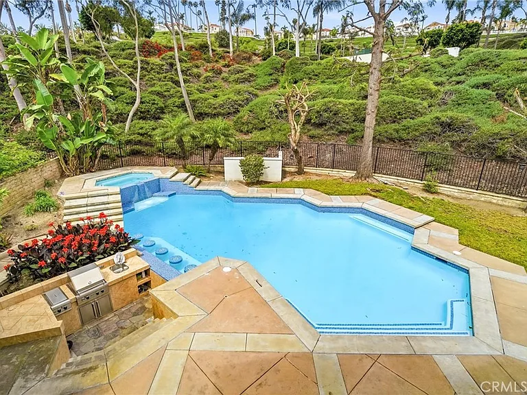 23302 Vista Carillo — Photo 39