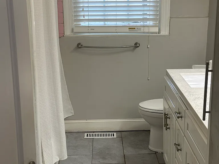 1111 Cedar Ln — Photo 3