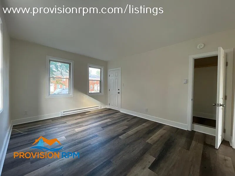 1 bed, 1.0 bath, 700 sqft, $1,090 — Photo 3