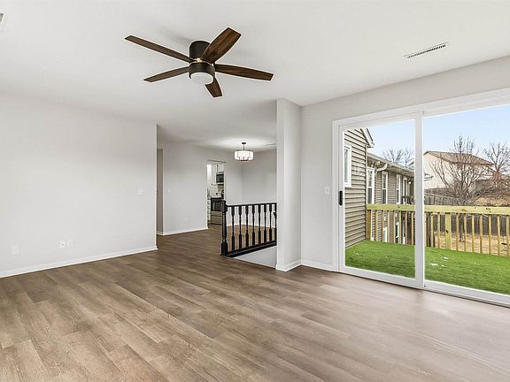 4th image of 2514 E 51st St APT E
