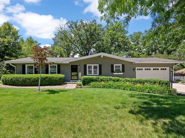 3515 Northwood Dr NE, Cedar Rapids, IA 52402