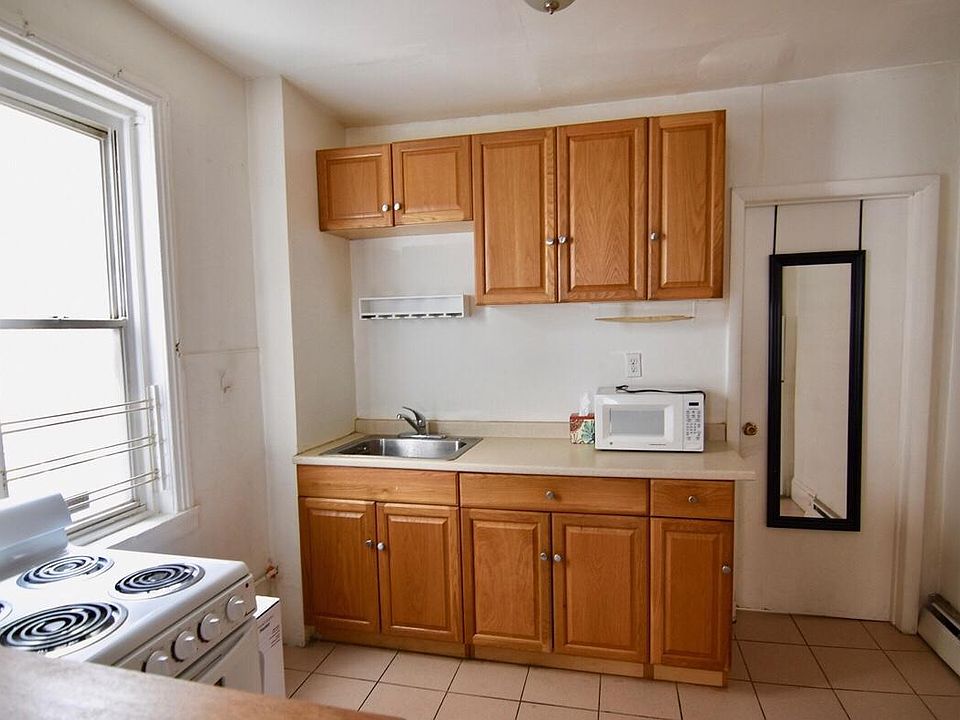 1st image of 250 South St #000002