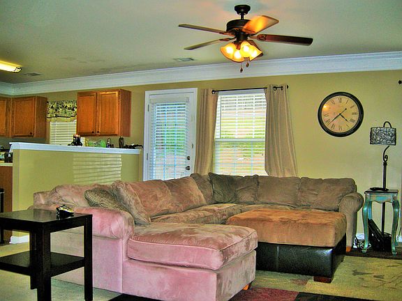 5th image of 2385 Mayfair Dr