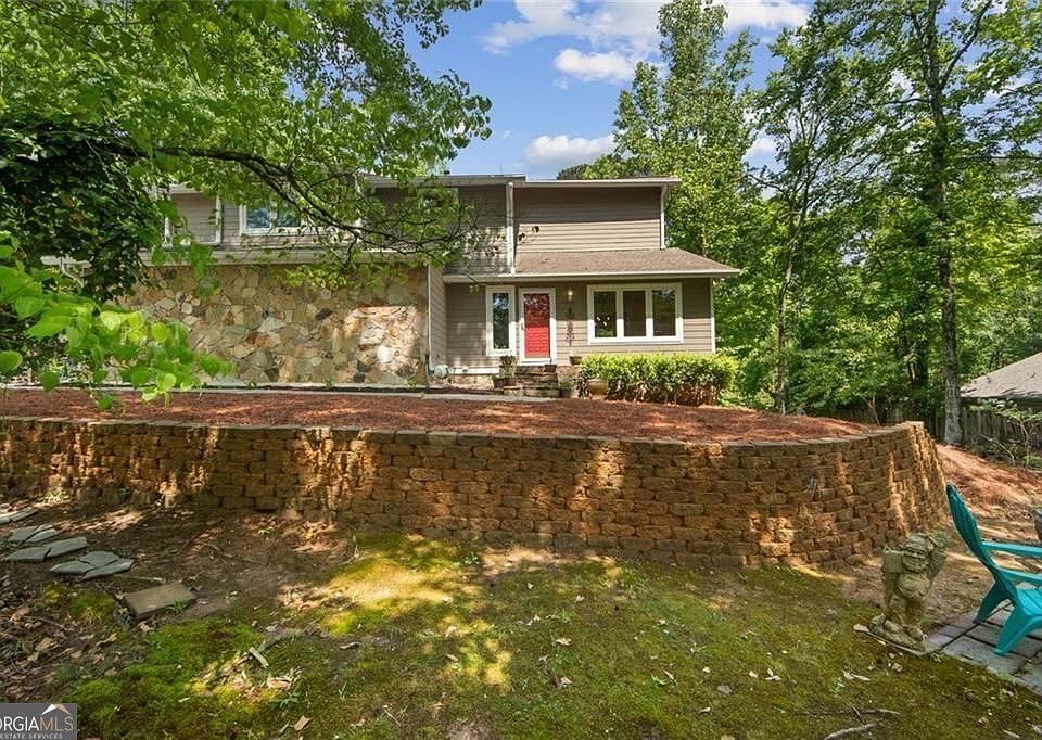 1st image of 5080 Nesbit Ferry Ln