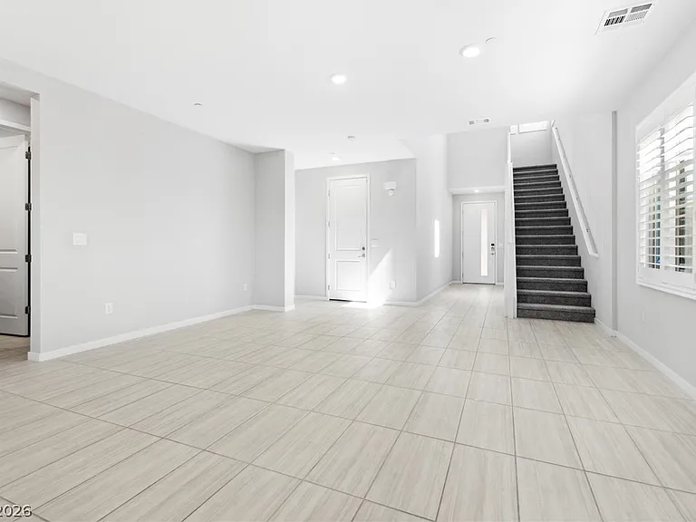 12089 Arrebol Ave — Photo 4