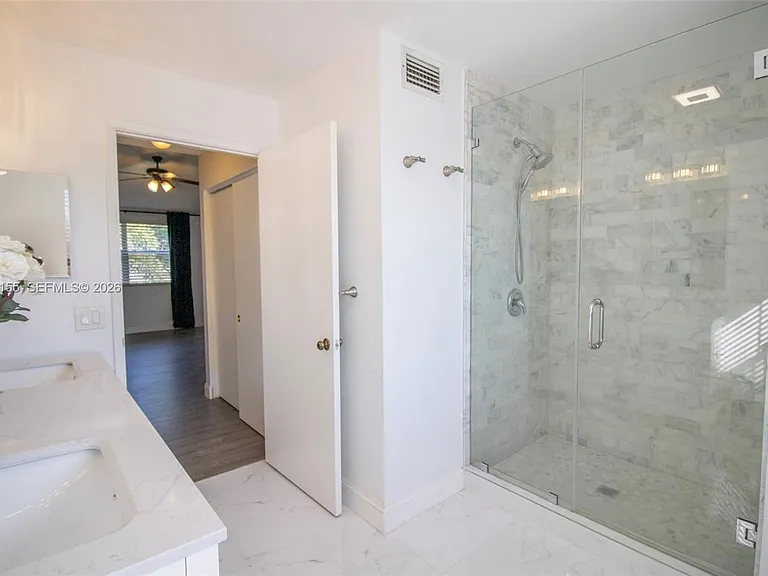 4844 Grapevine Way — Photo 18