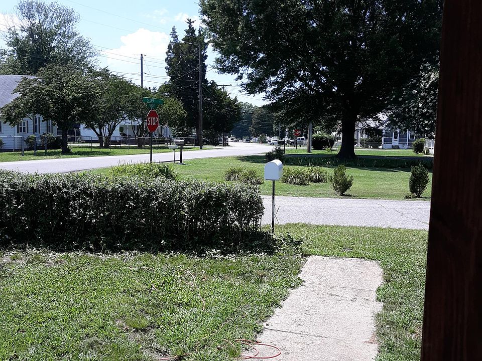 1st image of 2313 Pickett St